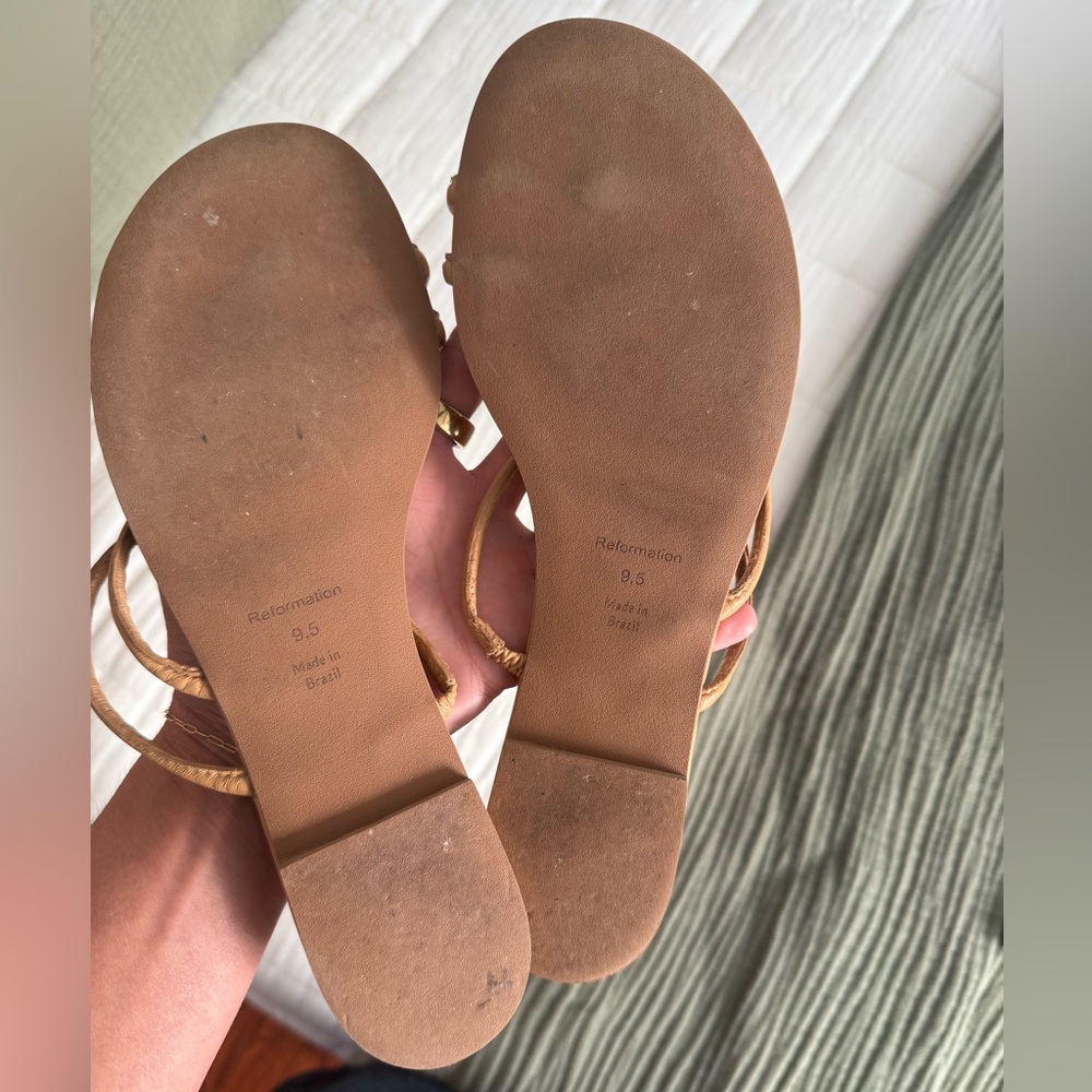 Reformation Ludo Toe Ring Strappy Flat Sandal - Picture 4 of 7
